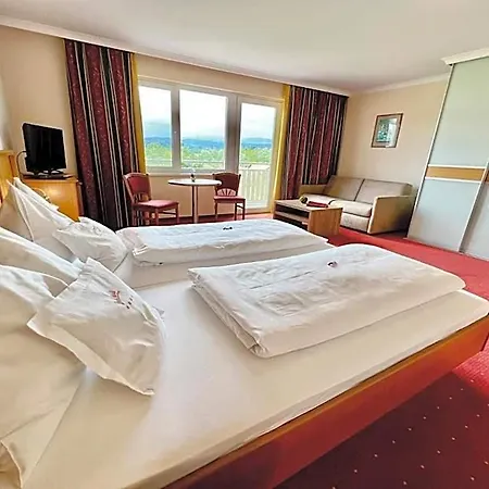 Hotel Pachernighof 4*